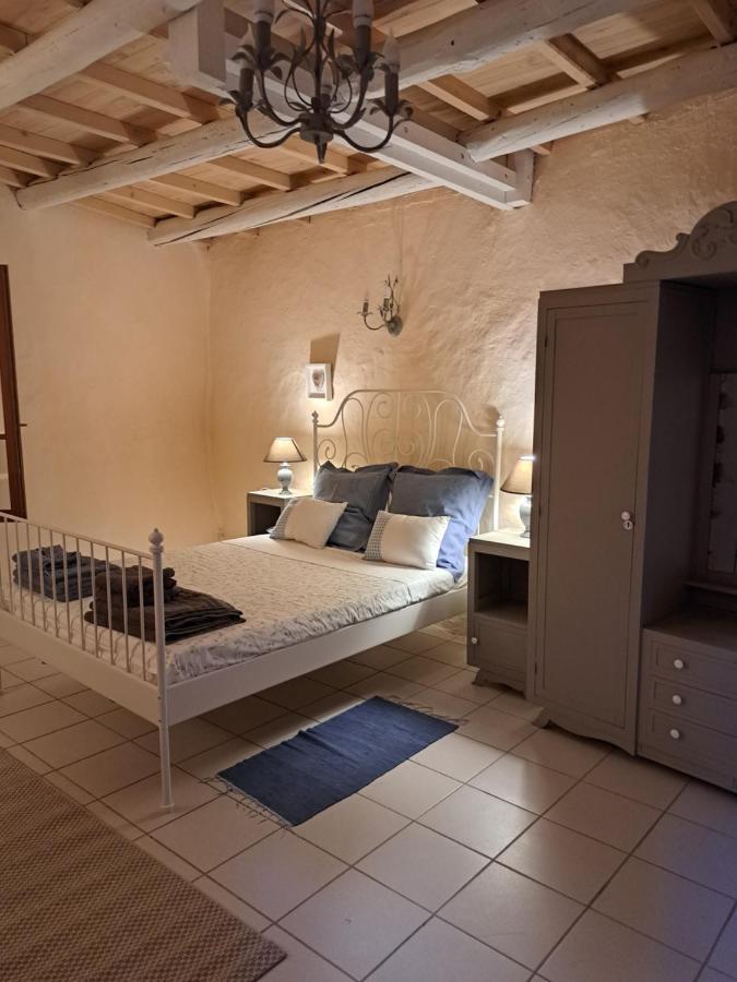 Bed and Breakfast La Maison De Gisele à Saint-Victor-des-Oules Extérieur photo